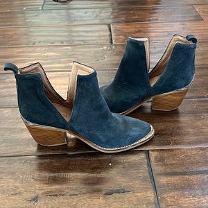 Blue suede Jeffrey Campbell booties